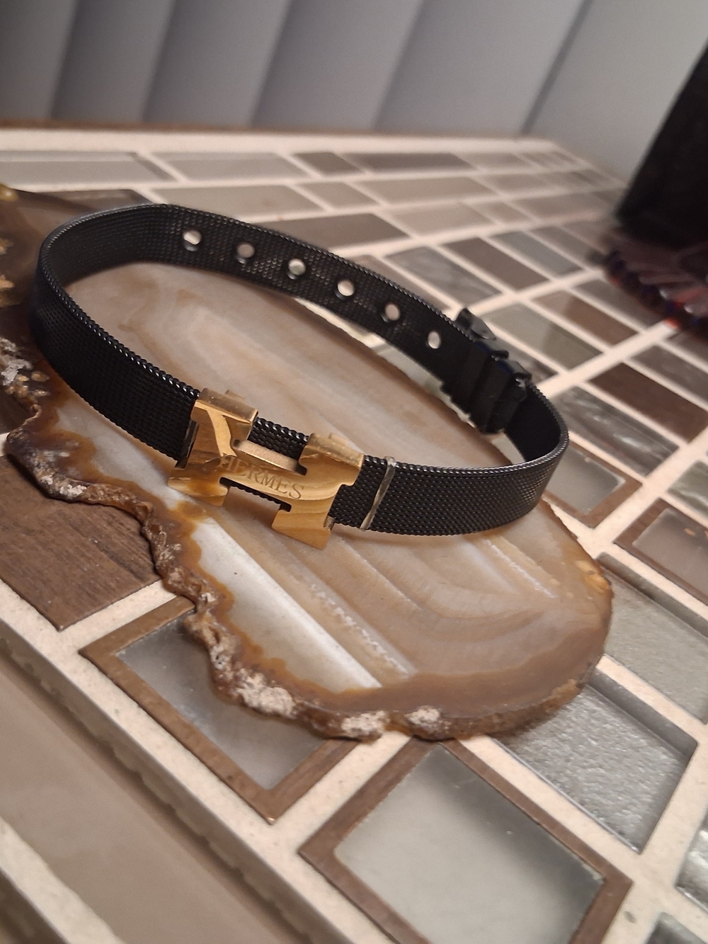 Style Black Mesh Bracelet with Gold H Buckle